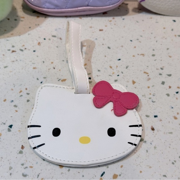 Hello Kitty Trio Set of Small Bags for Travel - Picture 15 of 16
